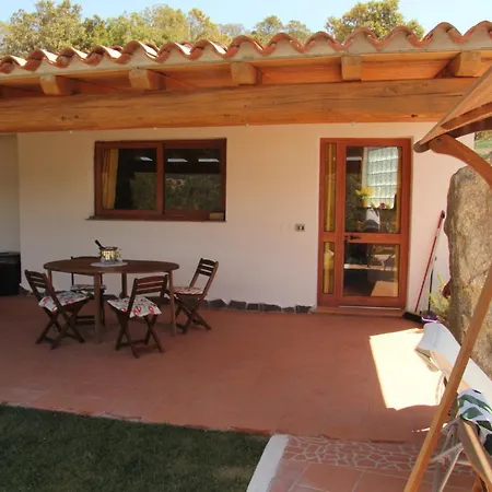 Sleeps 5 Pool Air Con Wifi
