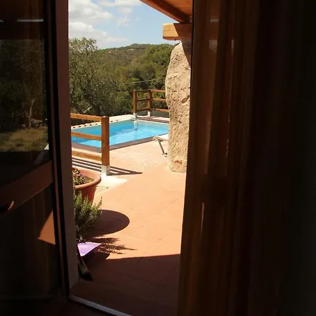 Sleeps 5 Pool Air Con Wifi Telti