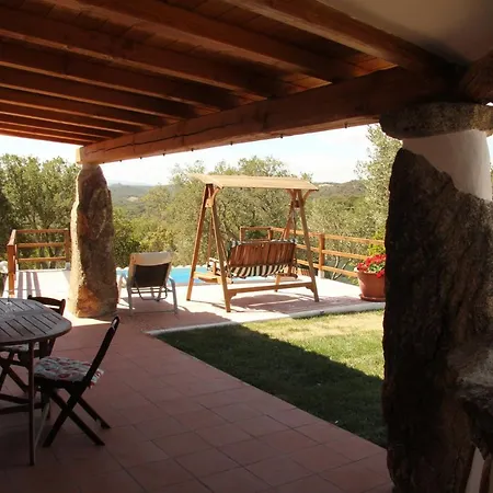 Sleeps 5 Pool Air Con Wifi *