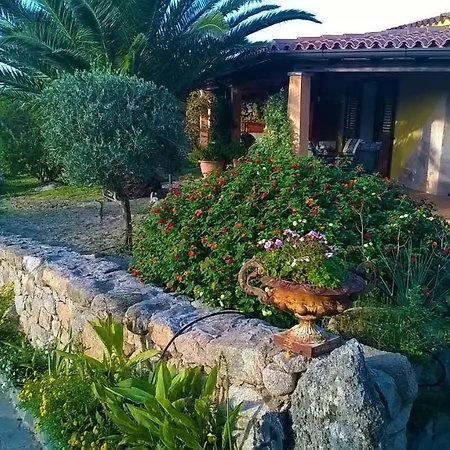 Sleeps 5 Pool Air Con Wifi