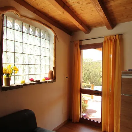 Sleeps 5 Pool Air Con Wifi