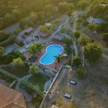 דירה Sleeps 5 Pool Air Con Wifi *