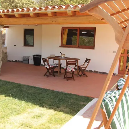 דירה Sleeps 5 Pool Air Con Wifi Telti